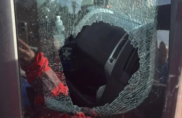 ambulanza vandalizzata