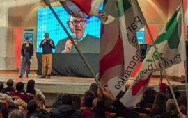 Piero Comandini e una assemblea del PD