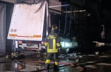 Incendio a Tortolì PH Vigili del Fuoco